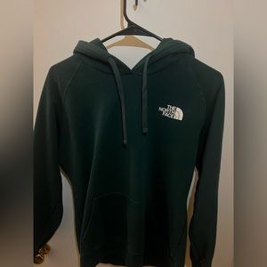 The North Face Women’s Box NSE Pullover Hoodie